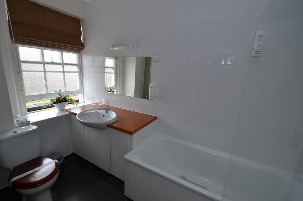 The Broadway Hotel Letchworth Room photo